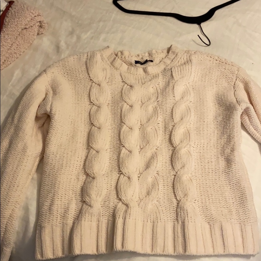 AE Cropped Sweater